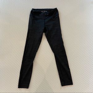 Outdoor Voices 7/8 Flex Leggings - XS